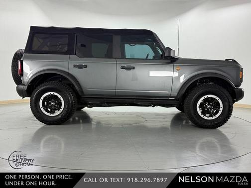 Gray Metallic 2022 Ford Bronco Badlands