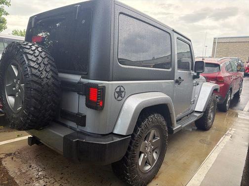 Billet Silver Metallic Clearcoat 2015 Jeep Wrangler Freedom Edition