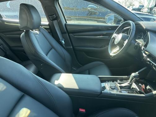 2025 Mazda Mazda3 FWD w/Select Package