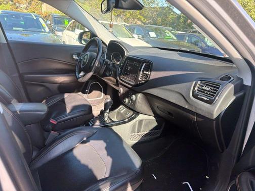 Billet Silver Metallic Clearcoat 2018 Jeep Compass Limited