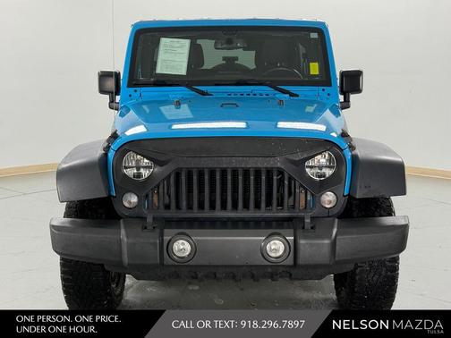 Chief Clearcoat 2017 Jeep Wrangler Unlimited Sport