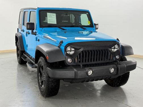 Chief Clearcoat 2017 Jeep Wrangler Unlimited Sport