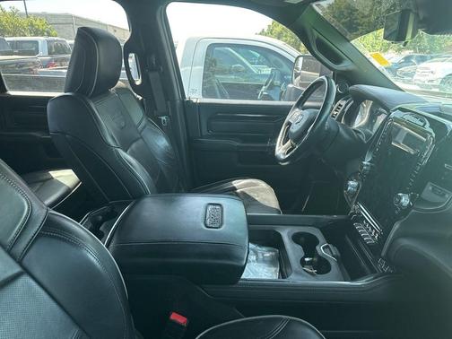 Patriot Blue Pearlcoat 2022 RAM 2500 Power Wagon