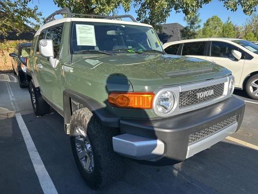 2014 Toyota FJ Cruiser Base