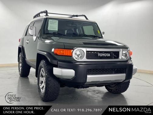 2014 Toyota FJ Cruiser Base