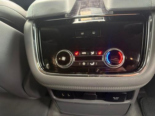 Black 2020 Lincoln Navigator Reserve