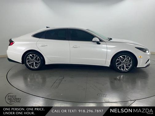 2022 Hyundai SONATA SEL