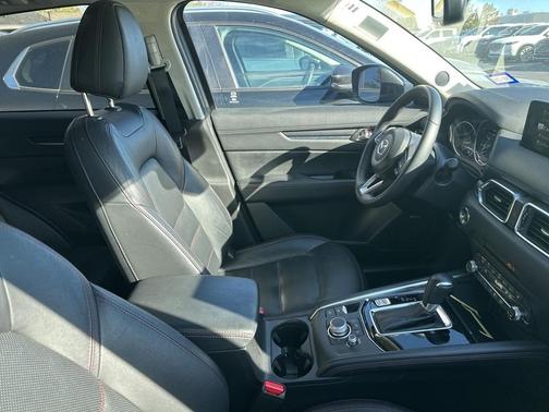 2025 Mazda CX-5 Carbon Edition