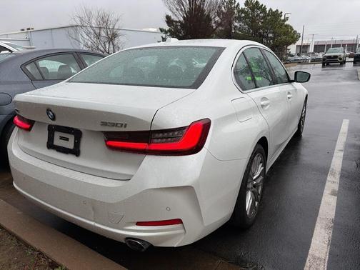 2024 BMW 330 i xDrive