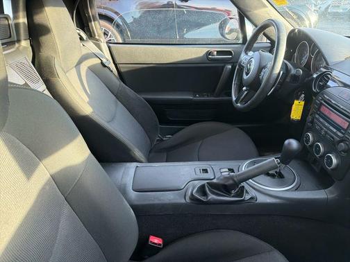 2013 Mazda MX-5 Miata Sport