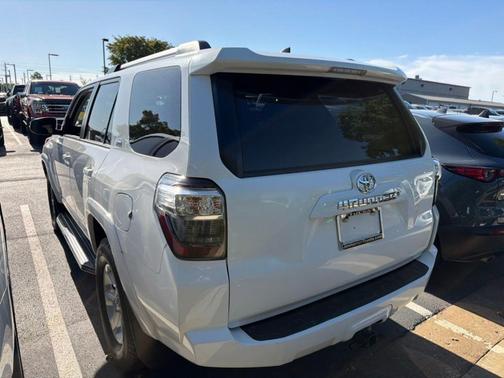 Super White 2019 Toyota 4Runner SR5 Premium
