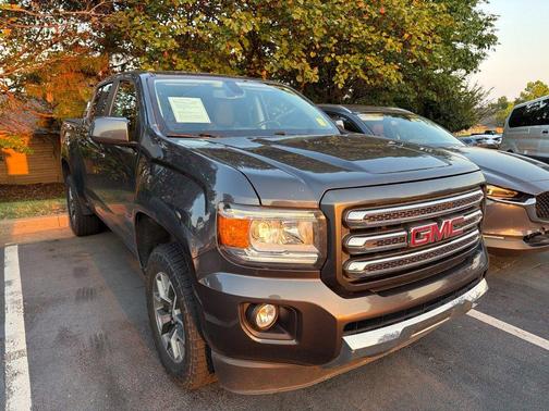 Cyber Gray Metallic 2016 GMC Canyon SLE