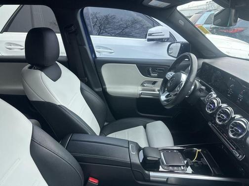 2021 Mercedes-Benz GLB 250 Base