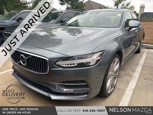 Gray Metallic 2018 Volvo S90 T6 Inscription