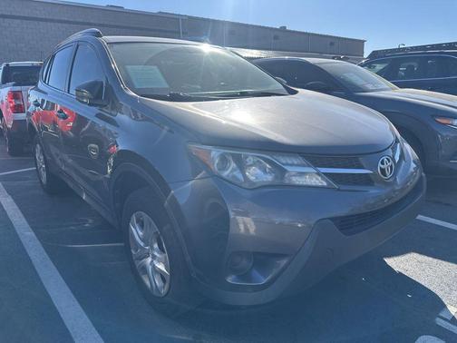 2014 Toyota RAV4 LE