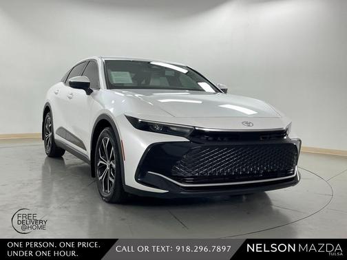 2024 Toyota Crown XLE