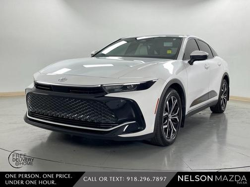 2024 Toyota Crown XLE