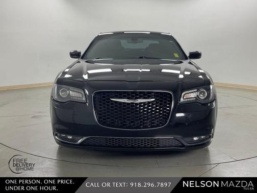 2017 Chrysler 300 S