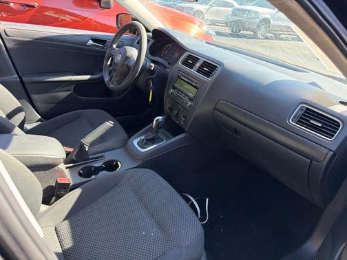 Black 2014 Volkswagen Jetta S