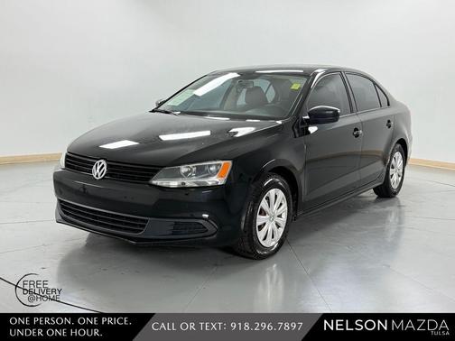 Black 2014 Volkswagen Jetta S
