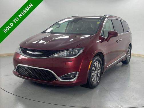 2019 Chrysler Pacifica Touring-L Plus
