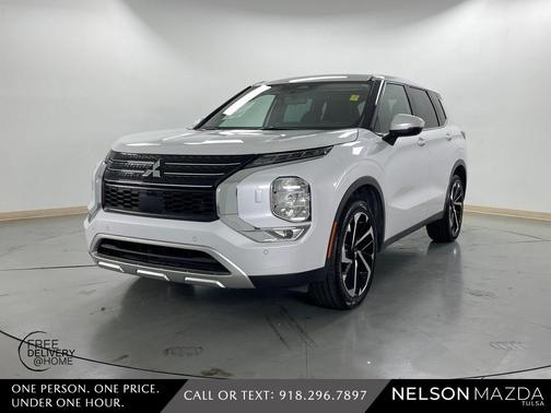 2023 Mitsubishi Outlander SE