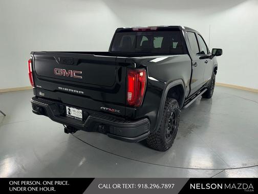 Onyx Black 2023 GMC Sierra 1500 AT4X