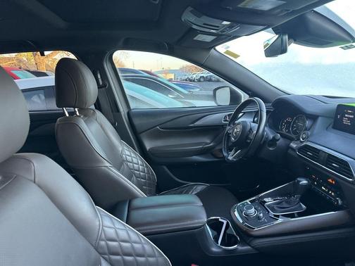 2022 Mazda CX-9 Signature