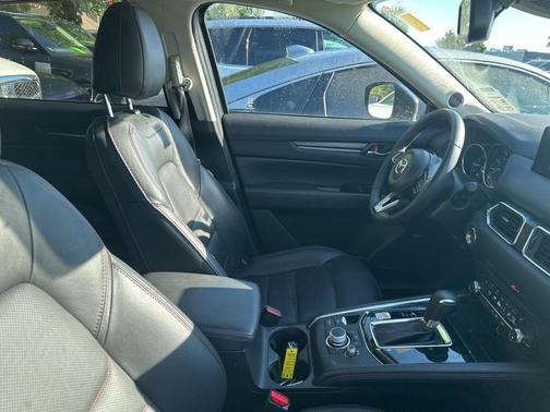 2025 Mazda CX-5 Carbon Edition