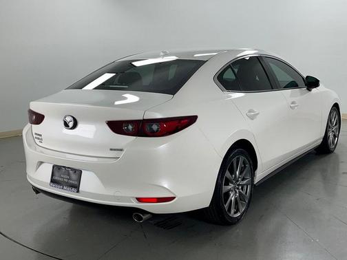 2022 Mazda Mazda3 AWD w/Premium Package