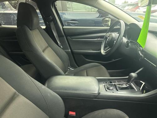 2021 Mazda Mazda3 2.5S FWD