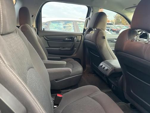 2015 GMC Acadia SLE-2