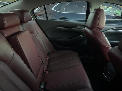 2021 Mazda Mazda6 Carbon Edition