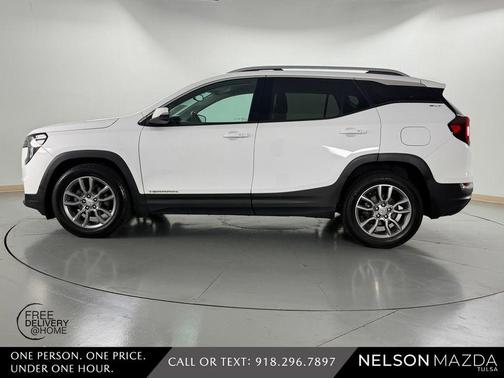Summit White 2022 GMC Terrain SLT