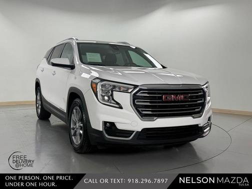 Summit White 2022 GMC Terrain SLT