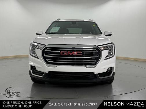 Summit White 2022 GMC Terrain SLT