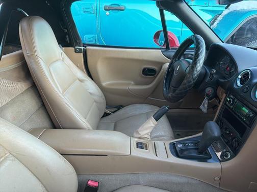 1999 Mazda MX-5 Miata 
