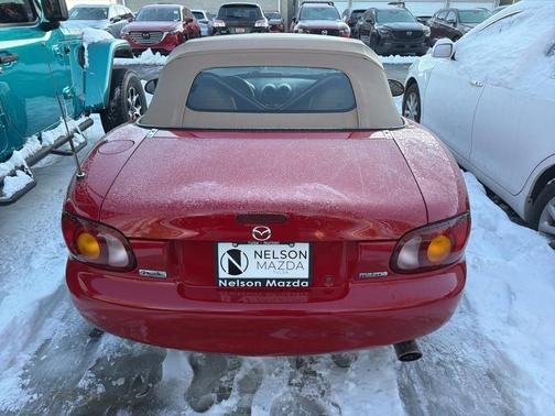 1999 Mazda MX-5 Miata 