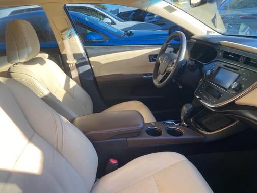 2017 Toyota Avalon XLE Plus