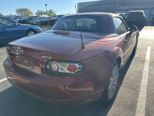 2007 Mazda MX-5 Miata Grand Touring Hardtop Convertible