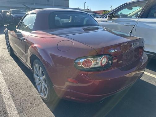 2007 Mazda MX-5 Miata Grand Touring Hardtop Convertible