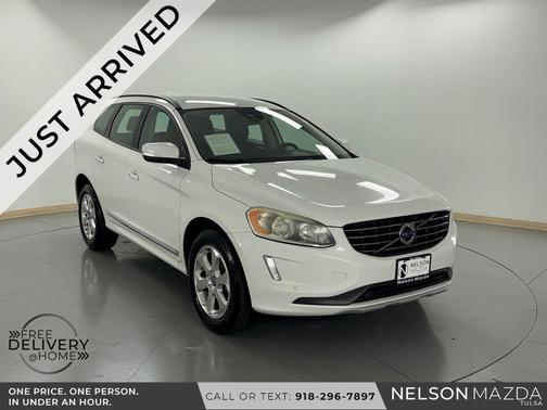 Ice White 2016 Volvo XC60 T5 Drive-E