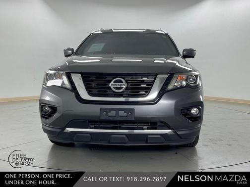 2019 Nissan Pathfinder SL