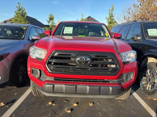 2019 Toyota Tacoma SR