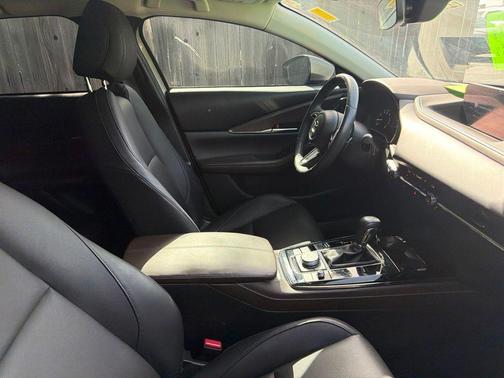 Platinum Quartz Metallic 2024 Mazda CX-30 Premium Package