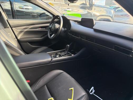 2025 Mazda Mazda3 FWD w/Select Package