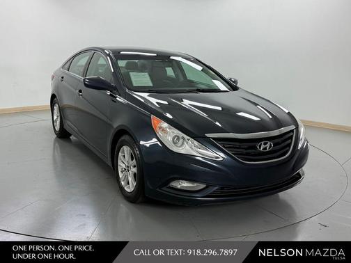 Pacific Blue Pearl Mica 2013 Hyundai SONATA GLS