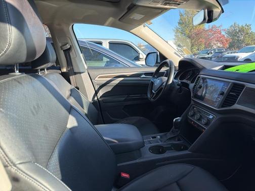 2019 Volkswagen Atlas 3.6L SE w/Technology