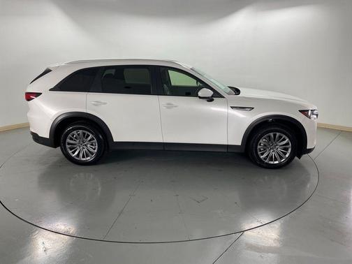 2025 Mazda CX-90 SE