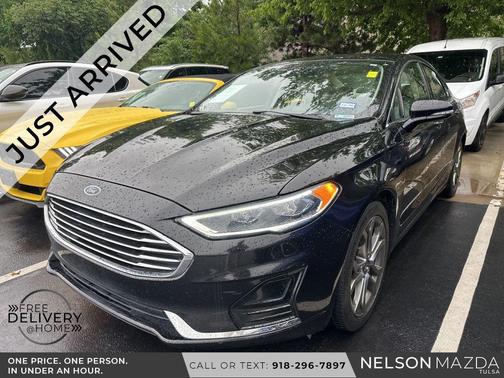 Black 2019 Ford Fusion SEL